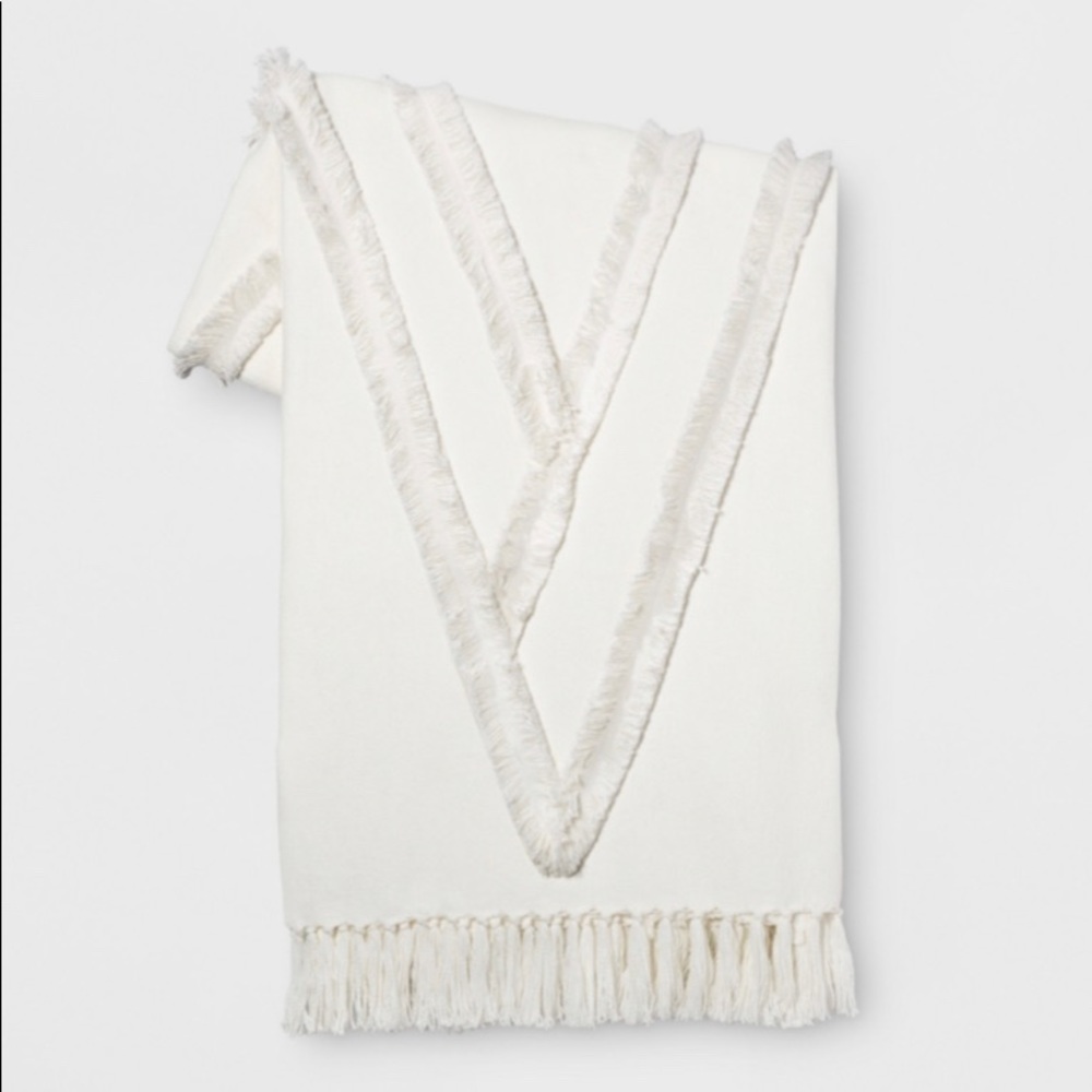 Opalhouse White Moroccan Wedding Oversized Throw